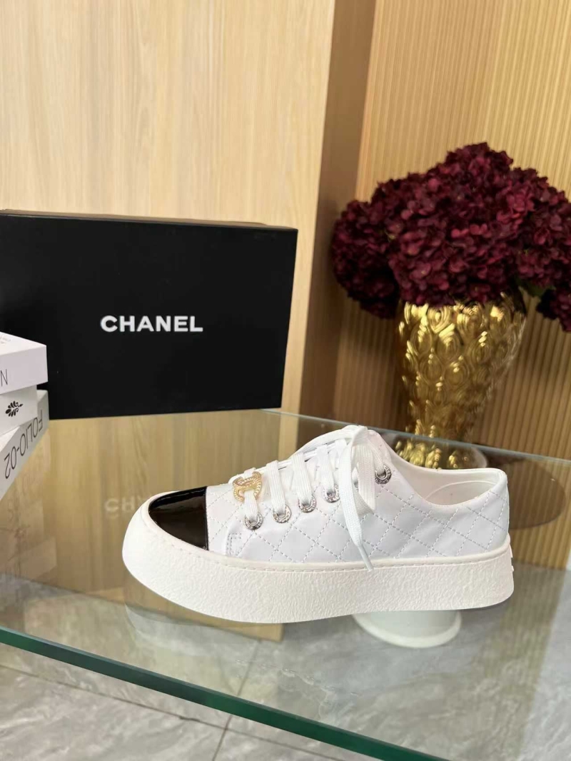 Ch**el sport shoes